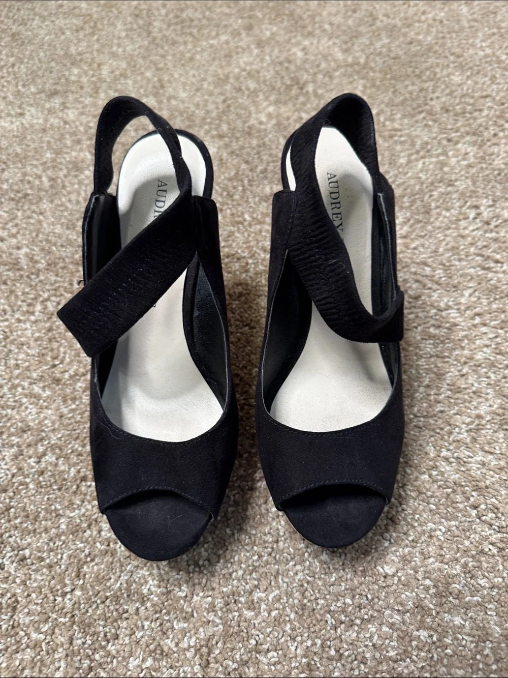 Audrey Brooke Kate Cork Wedge Sandals Black Cork Wedge Peep-Toe Sandals SZ 6.5